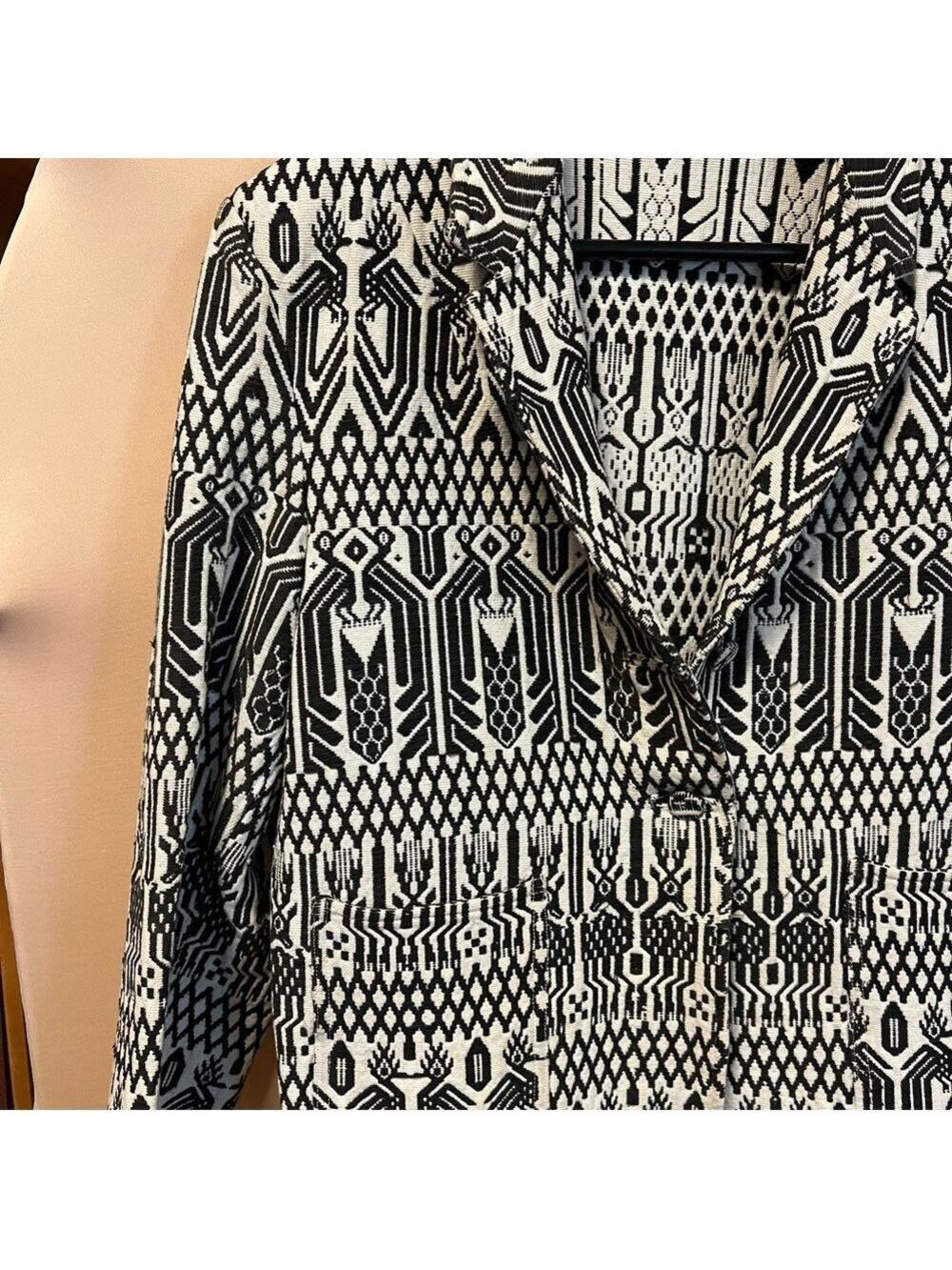 Authentic Guatemalan Jacket - Picture 3 of 6